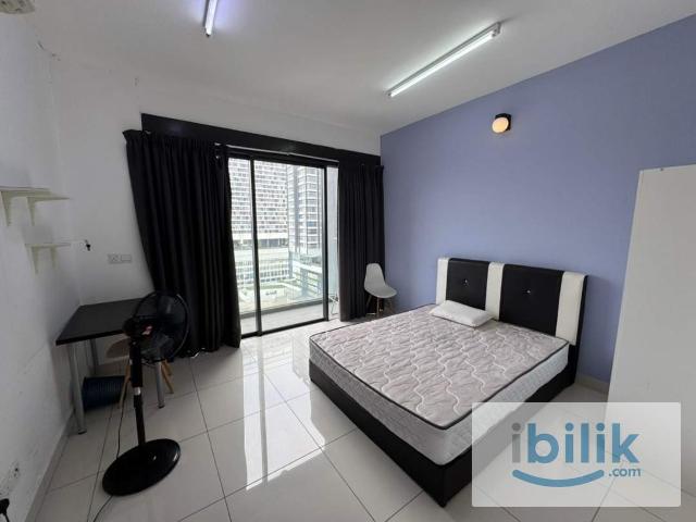 Room for rent in Petaling, Alam Impian