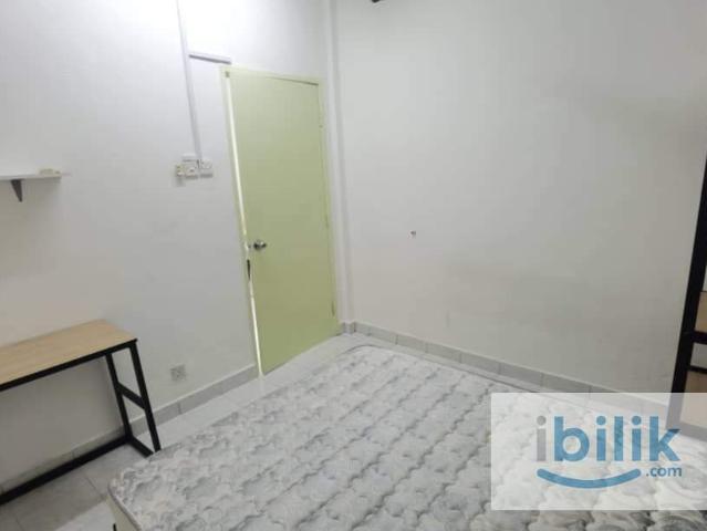 Room for rent in Petaling, Damansara Damai