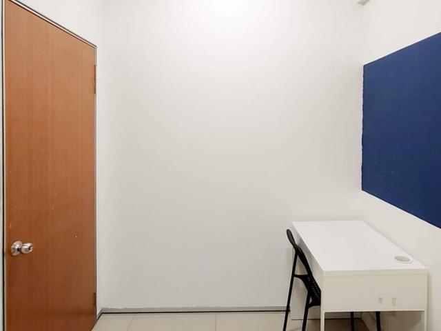 Room for rent in Petaling, Alam Impian