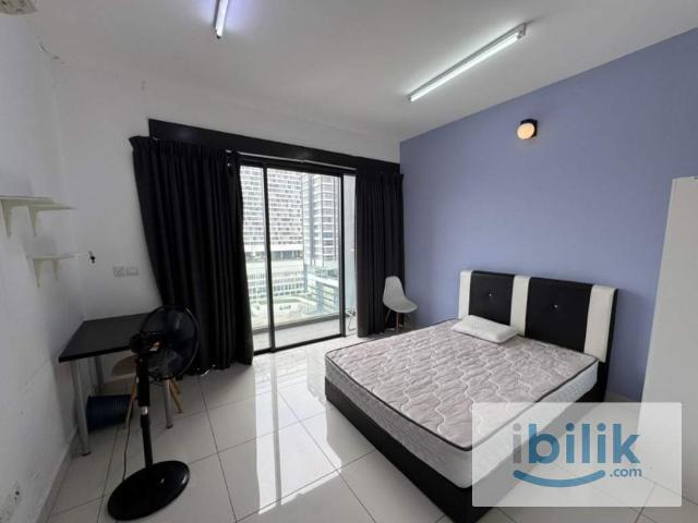 Room for rent in Petaling, Alam Impian