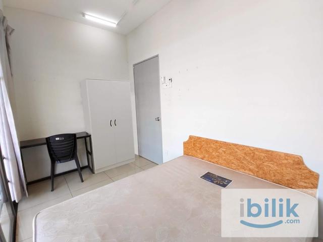 Room for rent in Petaling, Damansara Damai