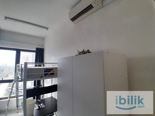 Room for rent in Petaling, Alam Impian