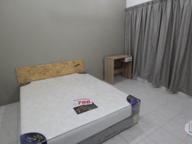 Room for rent in Petaling, Damansara Damai