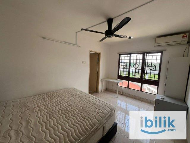 Room for rent in Petaling, Damansara Damai
