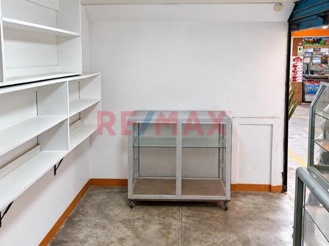 Local Comercial venta en Confecciones Militares, Bellavista