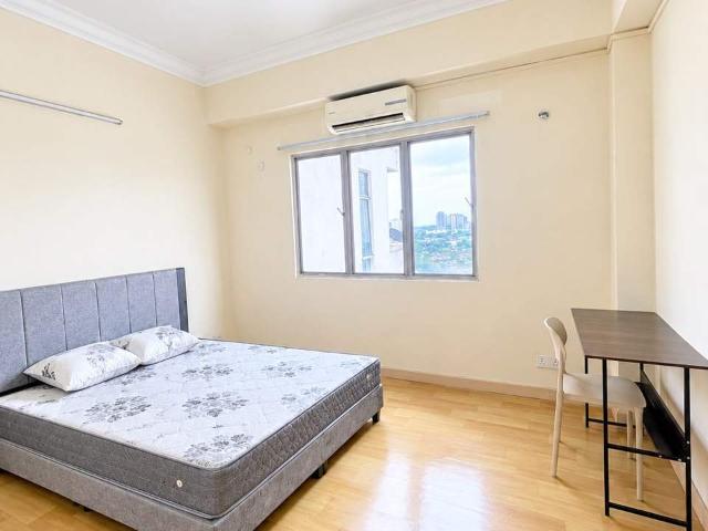 Room for rent in Petaling, Damansara Damai
