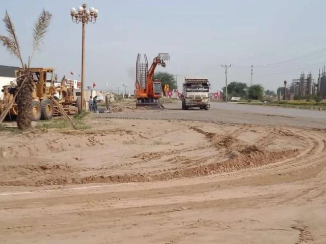 Land for sale in Peshawar, North West Frontier Province