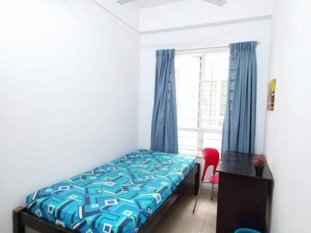 Room for rent in Petaling, Damansara Damai