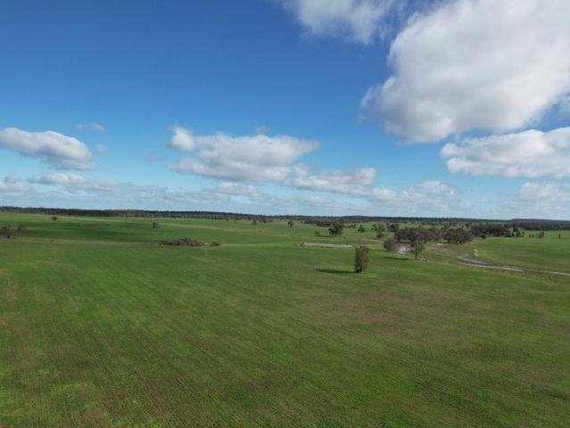Cottage for sale in Trundle, New South Wales