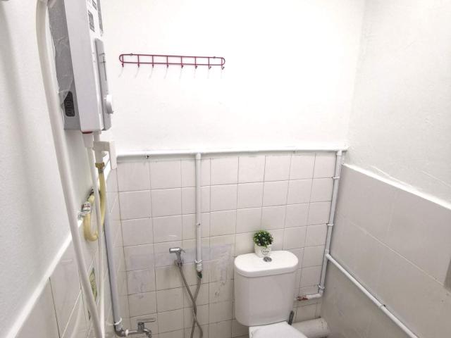Room for rent in Petaling, Damansara Damai