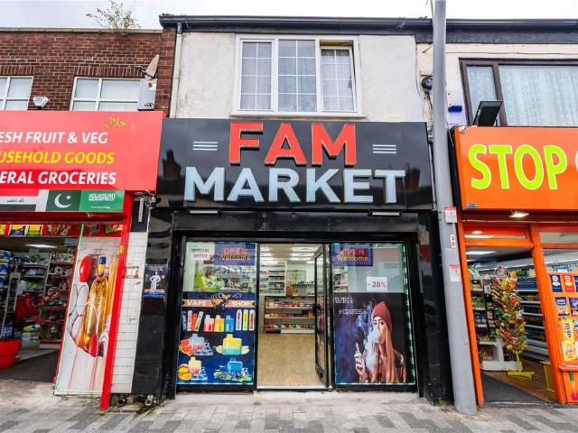 Commercial for sale in East Marsh, Grimsby