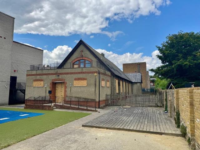 Commercial for sale in Clarendon, Ash
