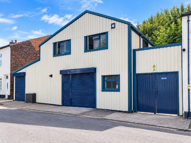 Commercial for sale in Dukesfield, Runcorn