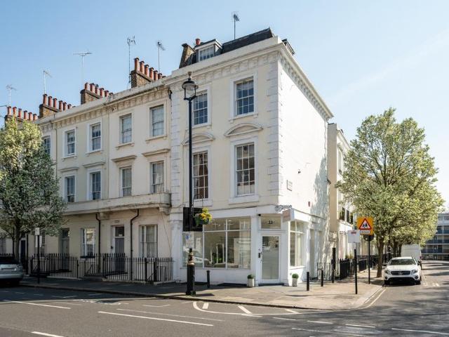 Commercial for sale in Pimlico, Greater London