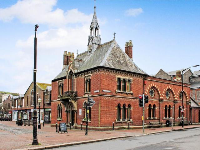 Commercial for sale in Lewes, Iford