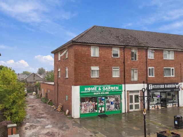 Commercial for sale in Stifford Clays, Grays