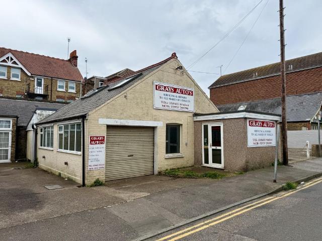 Commercial for sale in Upton, Acol