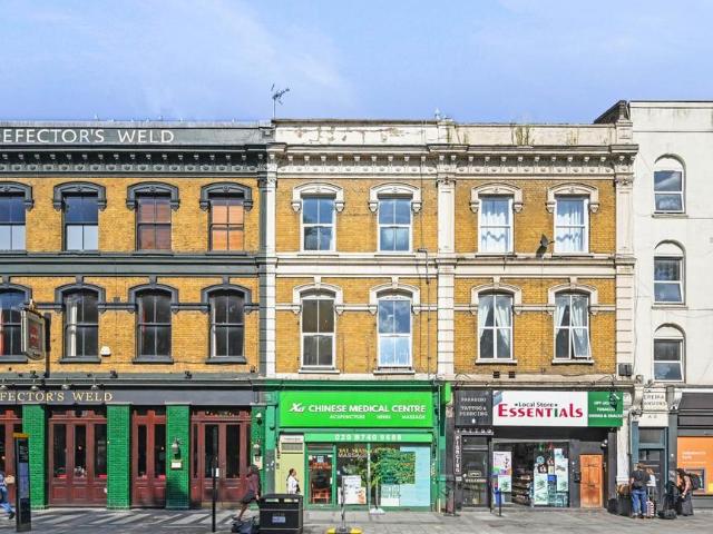 Commercial for sale in Shepherd's Bush, Greater London