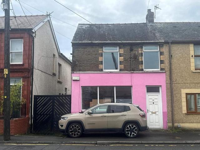 Commercial for sale in Gwaun-Cae-Gurwen, Gwauncaegurwen