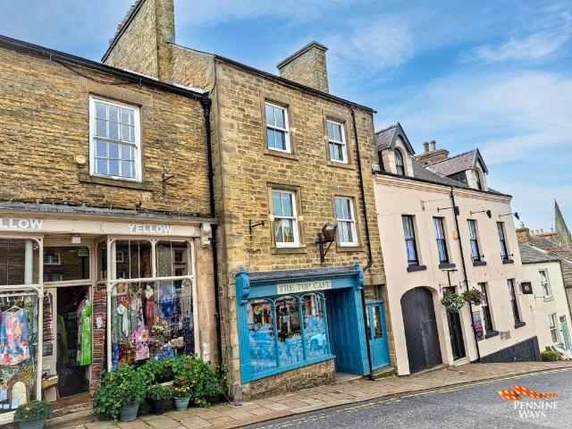 Commercial for sale in Alston