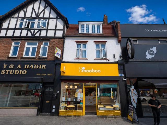 Commercial for sale in Well Hall, Greater London