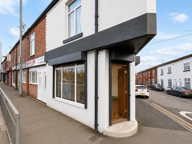 Commercial for sale in Georgia, Greater Manchester