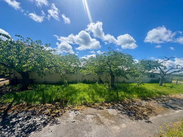Commercial for rent in Crudwell