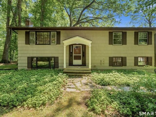 House for sale in Cheshire, Connecticut