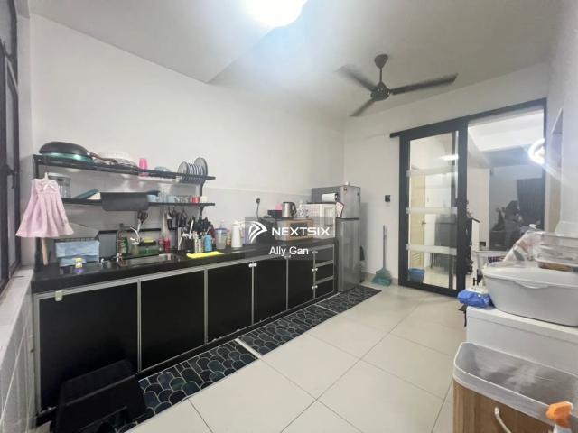 Residential House for sale in Country Heights Damansara, Kuala Lumpur