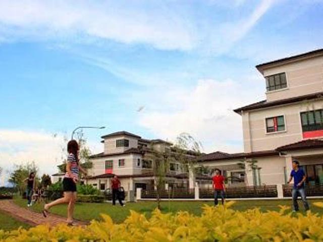 Townhouse for sale in Kuching