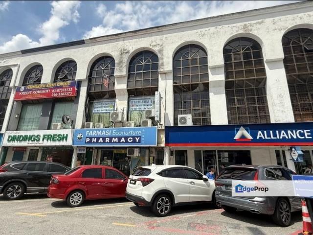 Shop for rent in Kajang, Langat