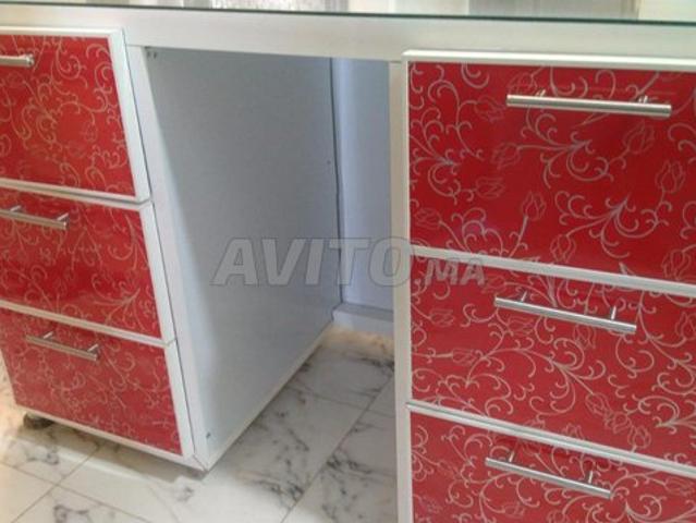 Bureau vente à Rbat