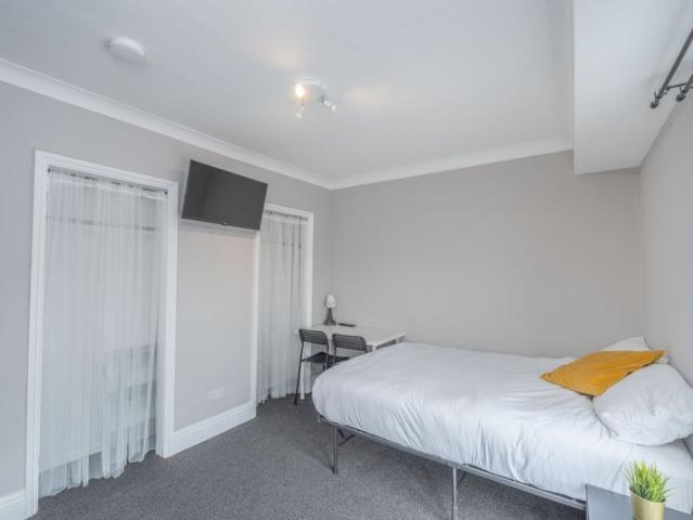 Studio for rent in Chesterton, Arbury