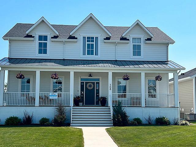 House for sale in Wedgewood, Alberta