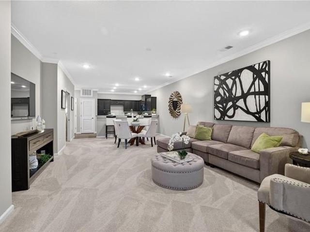 Condo for sale in Virginia