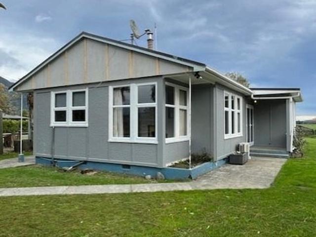 House for rent in Te Kinga, West Coast