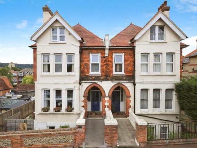 Apartment for rent in Upperton, Eastbourne
