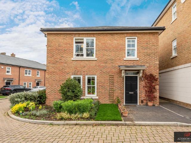 House for rent in Swallow, Buckinghamshire