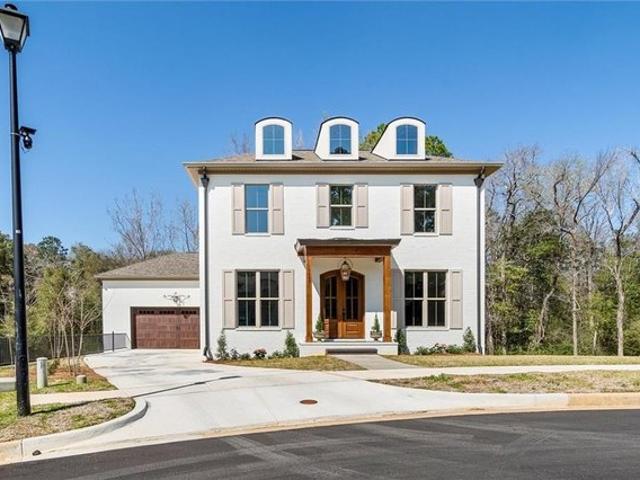 House for sale in Mobile, Alabama