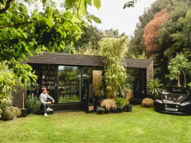 Park Home for sale in Maney, Sutton Coldfield