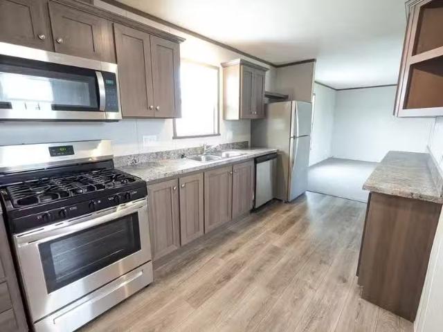 Condo for rent in Flint