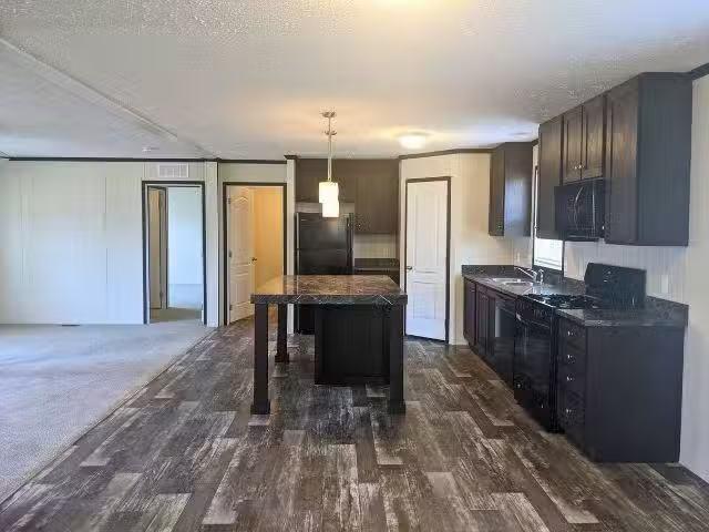 Condo for rent in Flint