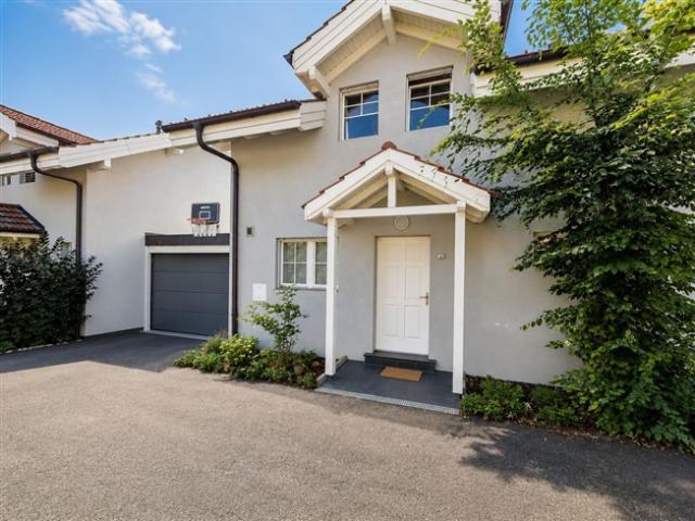 Reihenfamilienhaus mieten in Carouge (GE)