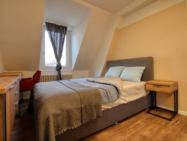 Zimmer mieten in Einigen, Zürich