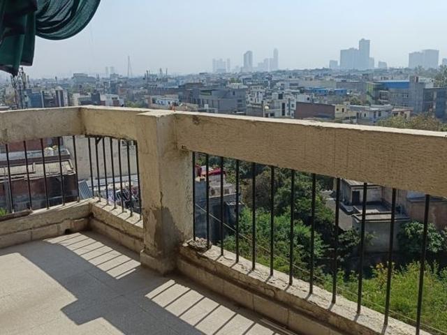 Flat for rent in Deri
