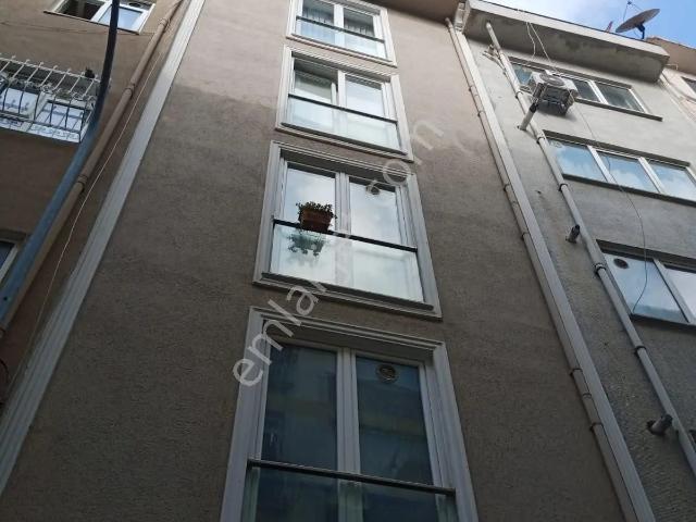 Kadiköy, İstanbul içerisinde kiralık mülk