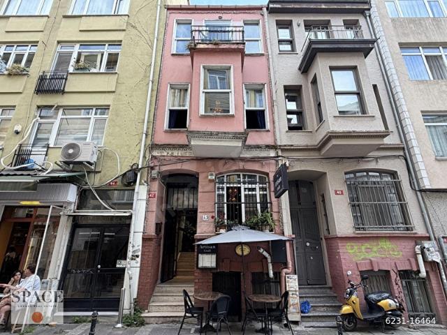 Kadiköy, İstanbul içerisinde satılık Bina