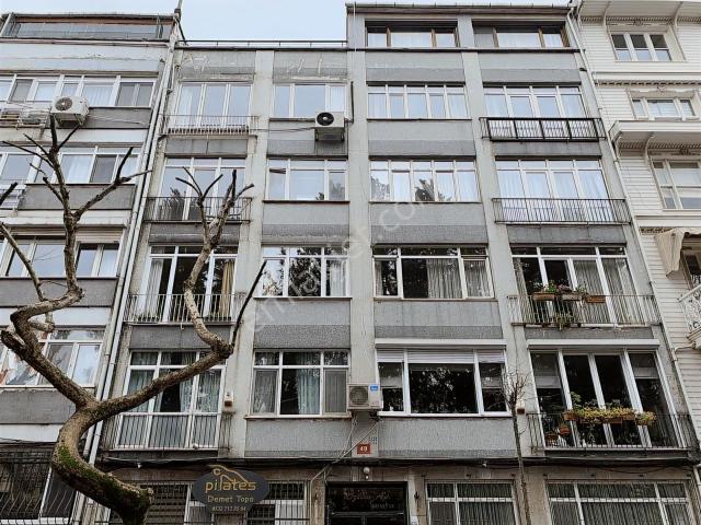 Kadiköy, İstanbul içerisinde satılık mülk