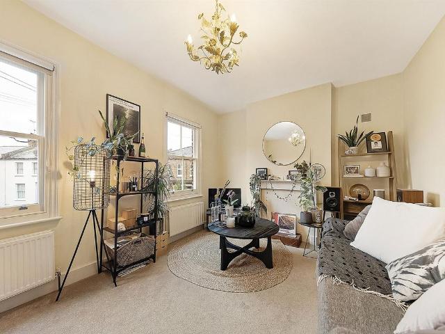 Apartment for rent in Putney, Greater London