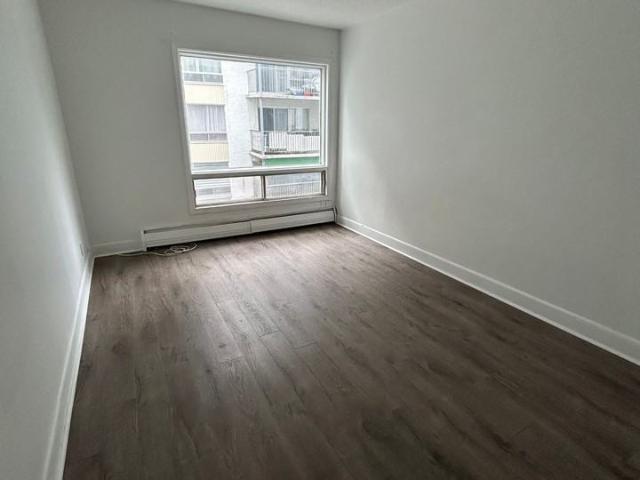 Apartment for rent in Lairet, Québec